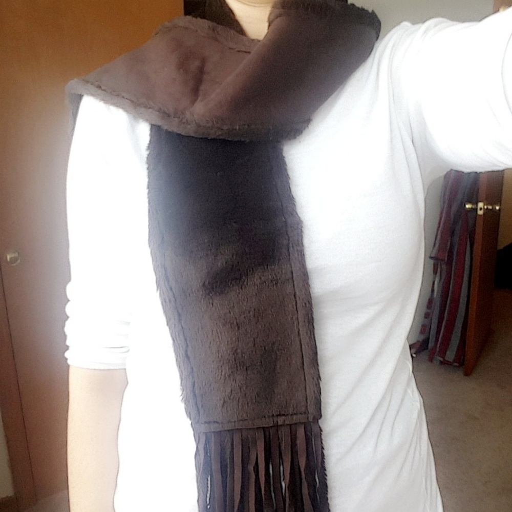 NEW FAUX FUR SCARF⛄😍Dark Brown Color😍